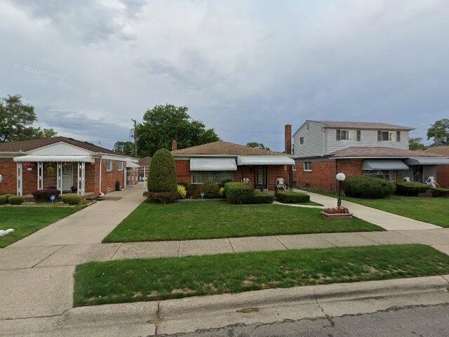 House image located at Hamtramck, MI 48212