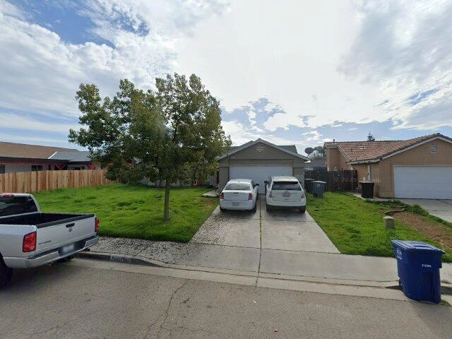 House image located at Sanger, CA 93657