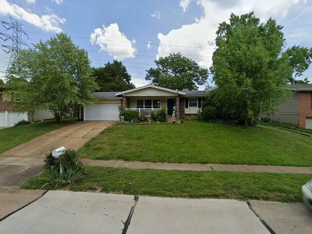 House image located at Ballwin, MO 63021
