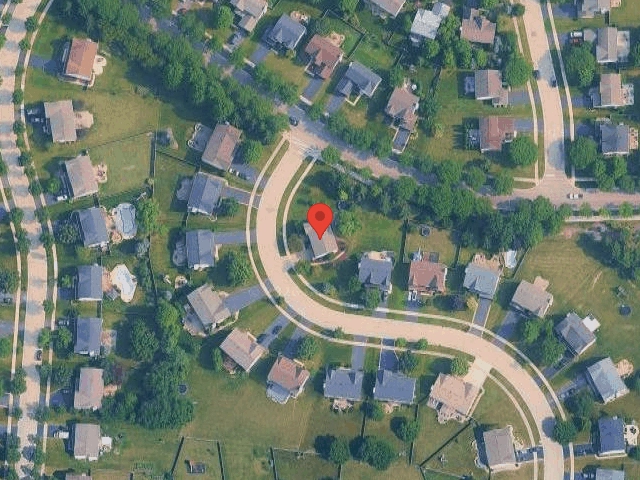 House image located at Aurora, IL 60503