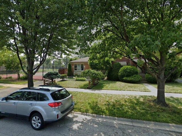 House image located at Niles, IL 60714