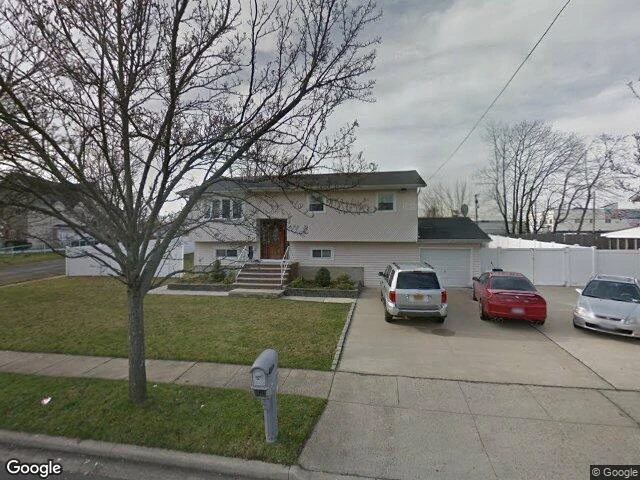 House image located at Massapequa, NY 11758