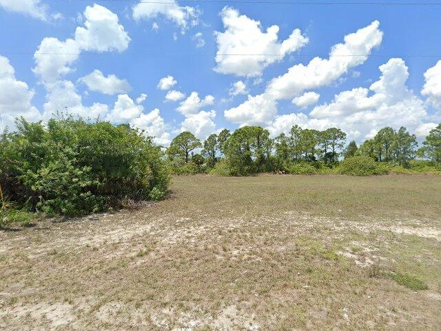 House image located at Cape Coral, FL 33909