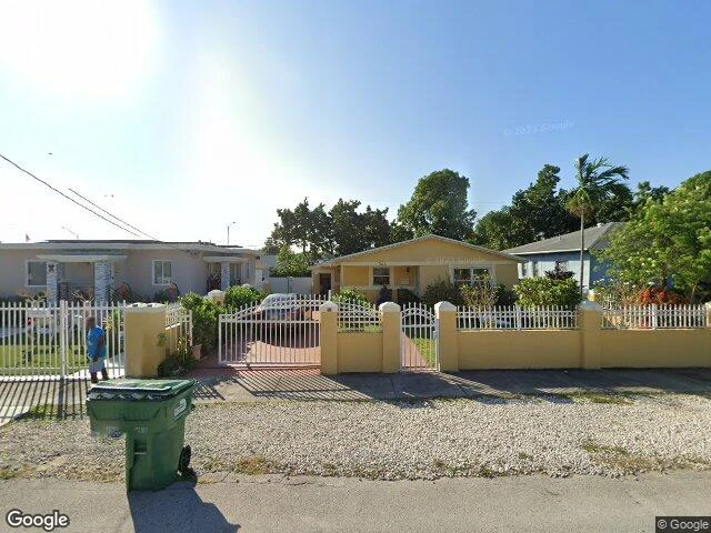 House image located at Miami, FL 33150