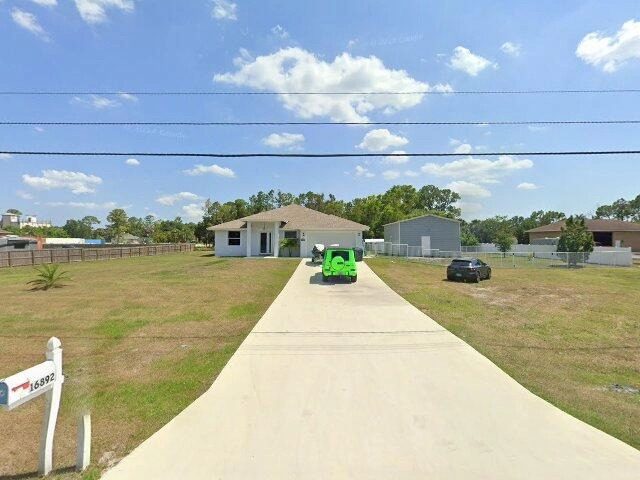 House image located at Loxahatchee, FL 33470