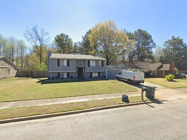 House image located at Memphis, TN 38125
