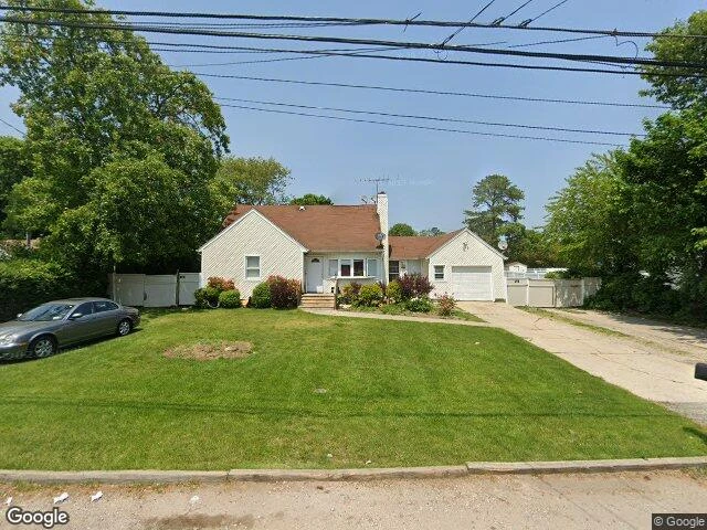 House image located at Bay Shore, NY 11706