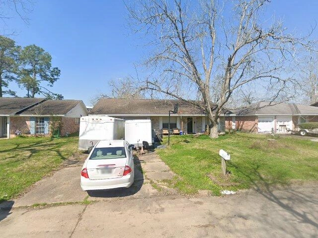 House image located at League City, TX 77573