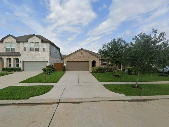 House image located at La Marque, TX 77568