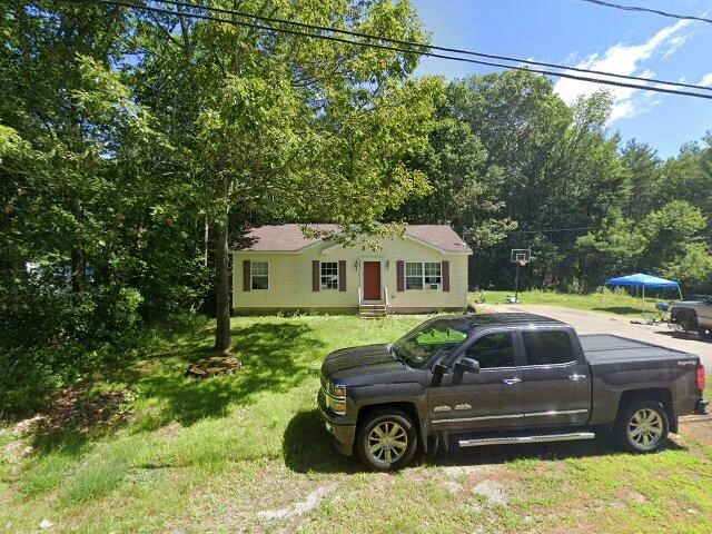 House image located at Auburn, ME 04210