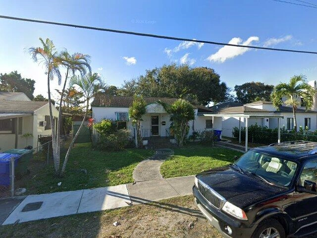 House image located at Miami, FL 33127
