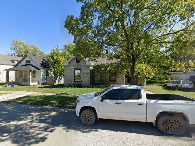 House image located at Eldon, MO 65026