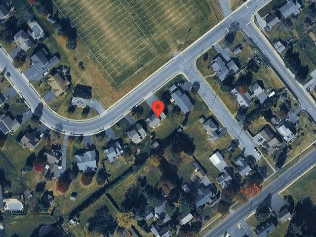House image located at New Holland, PA 17557