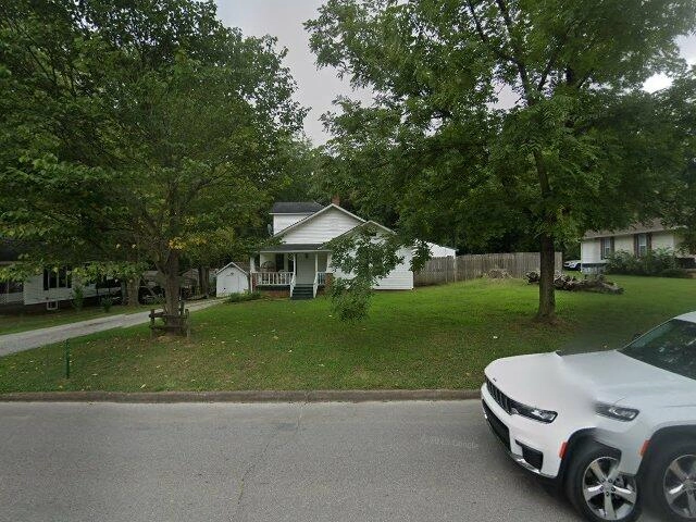 House image located at Paris, TN 38242