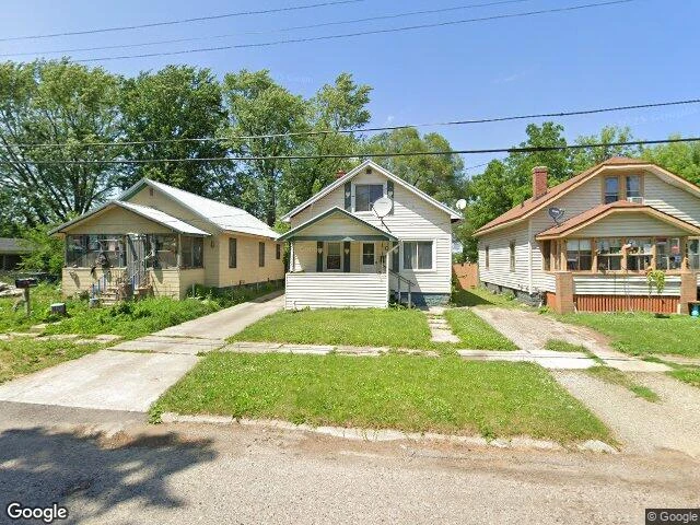 House image located at Flint, MI 48507