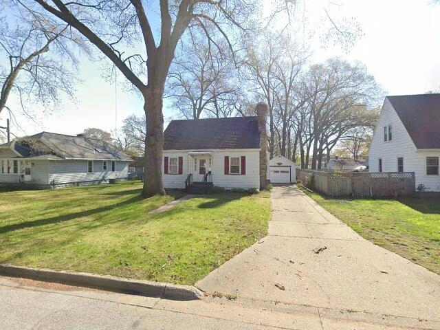 House image located at Muskegon, MI 49441