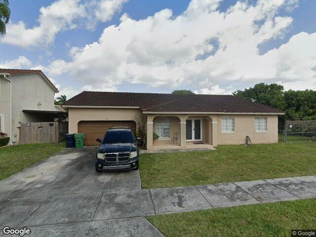 House image located at Miami, FL 33187