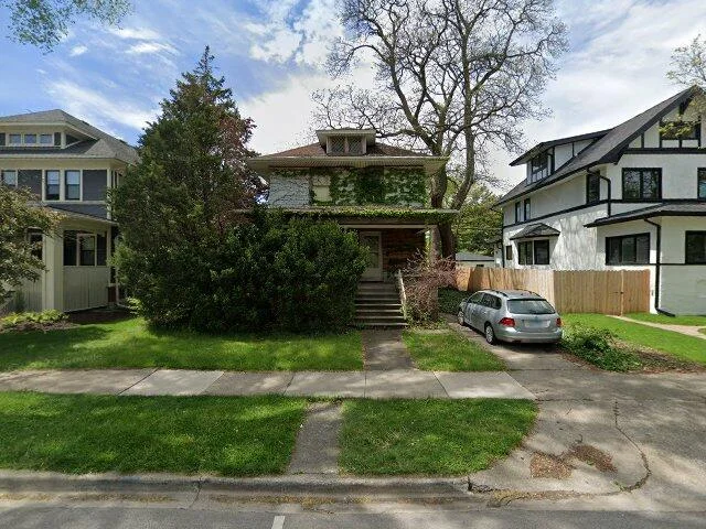 House image located at Oak Park, IL 60304