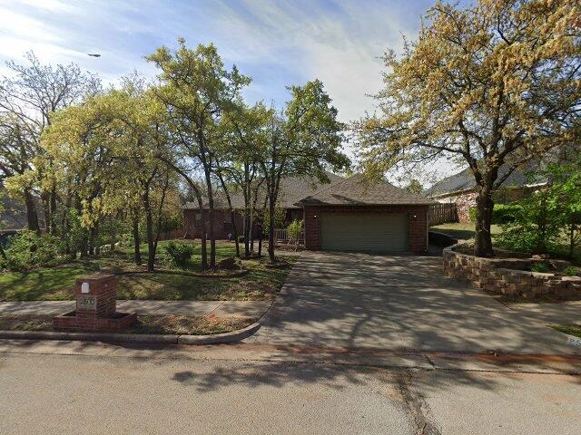 House image located at Edmond, OK 73034