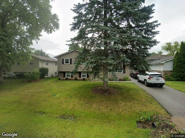 House image located at Lincolnshire, IL 60069