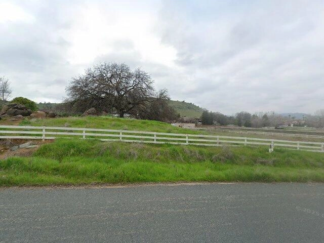 House image located at Springville, CA 93265