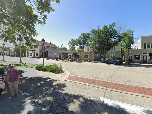 House image located at Delafield, WI 53018