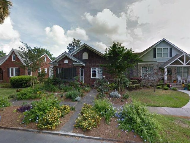 House image located at Elmwood Park, NJ 07407