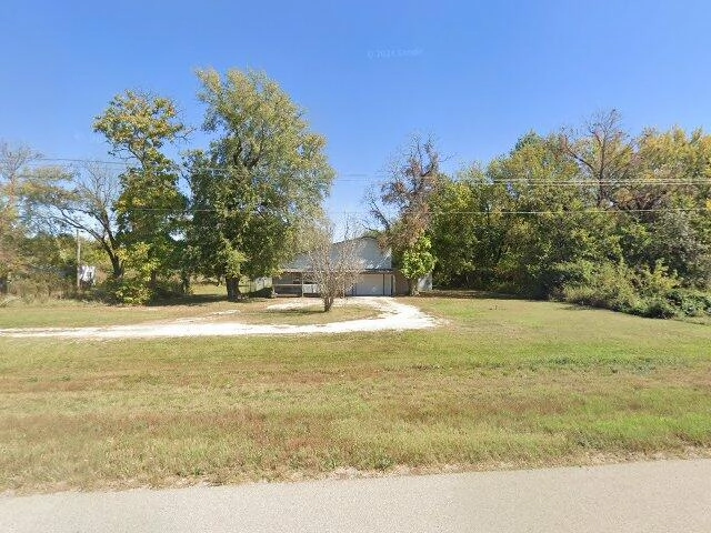 House image located at Columbus, KS 66725