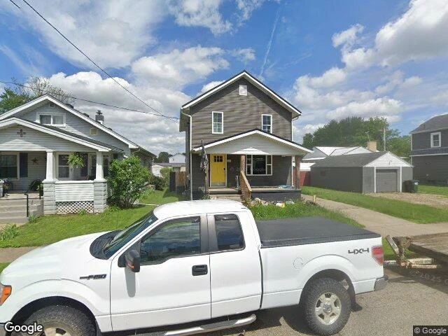 House image located at Newcomerstown, OH 43832