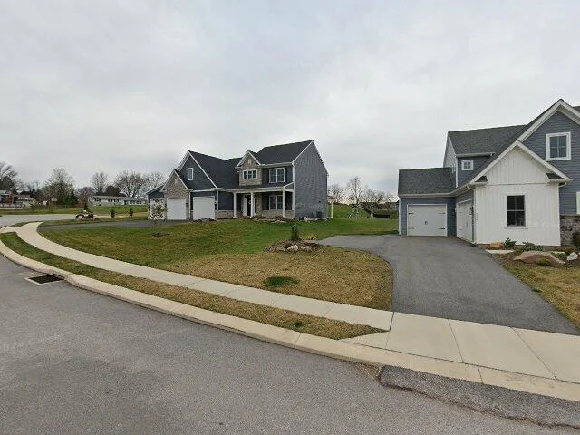 House image located at York, PA 17406