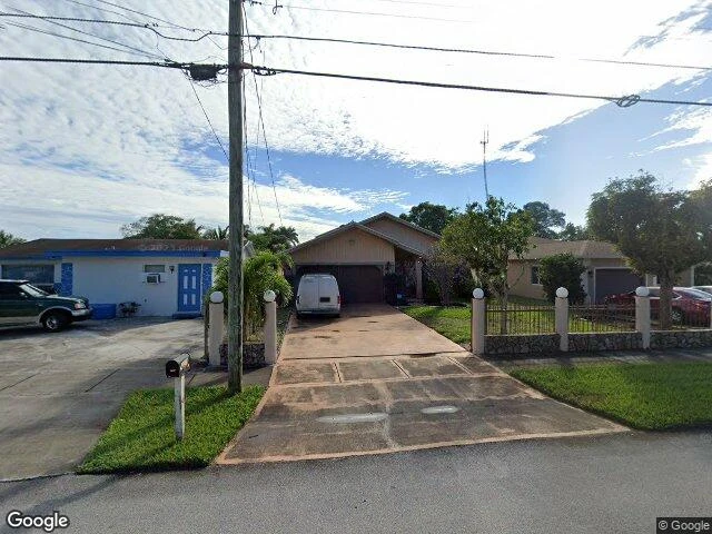 House image located at Hollywood, FL 33023