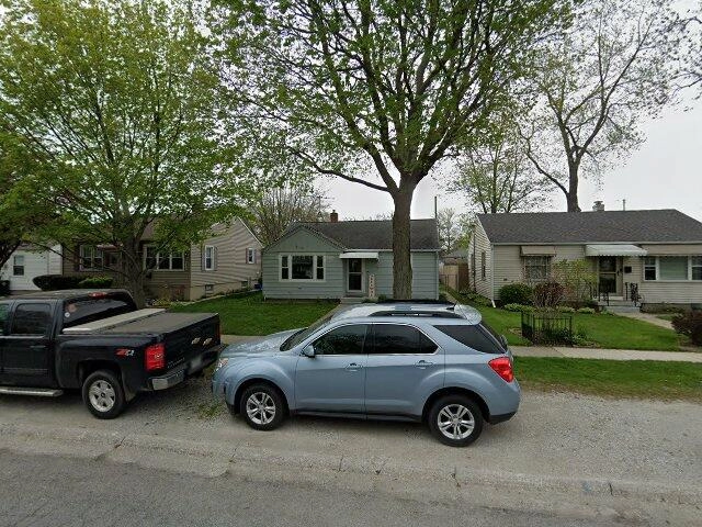 House image located at Hobart, IN 46342