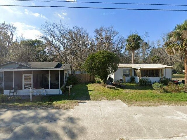 House image located at East Palatka, FL 32131