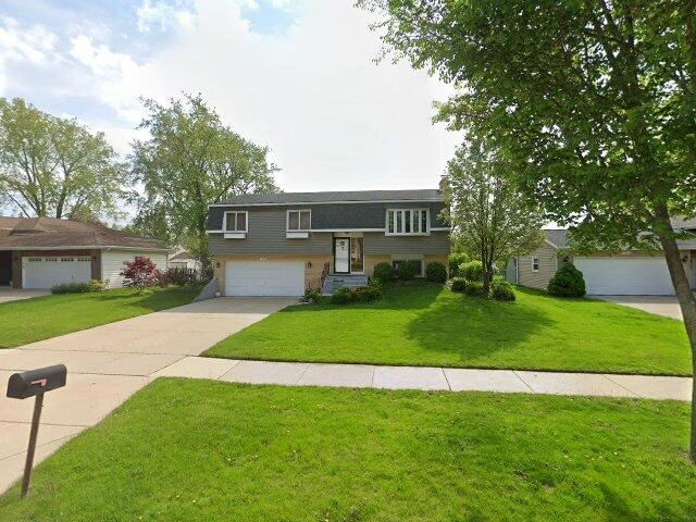 House image located at Wheaton, IL 60189