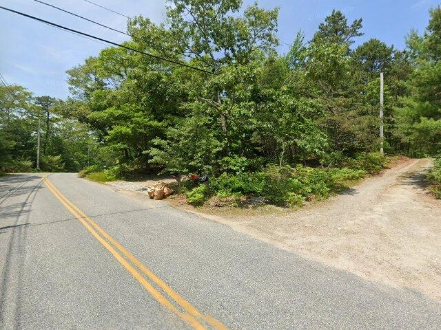 House image located at Wakefield, RI 02879