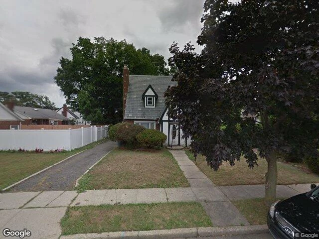 House image located at Freeport, NY 11520