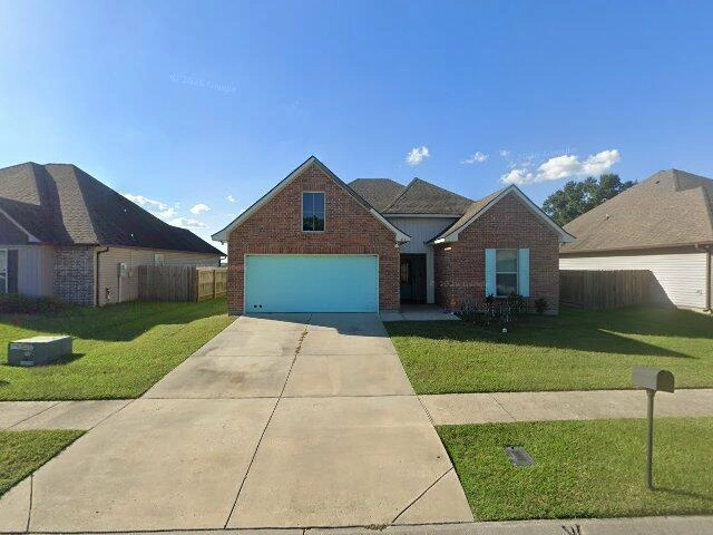 House image located at Luling, LA 70070