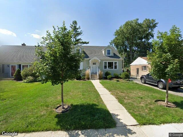 House image located at Glenview, IL 60025