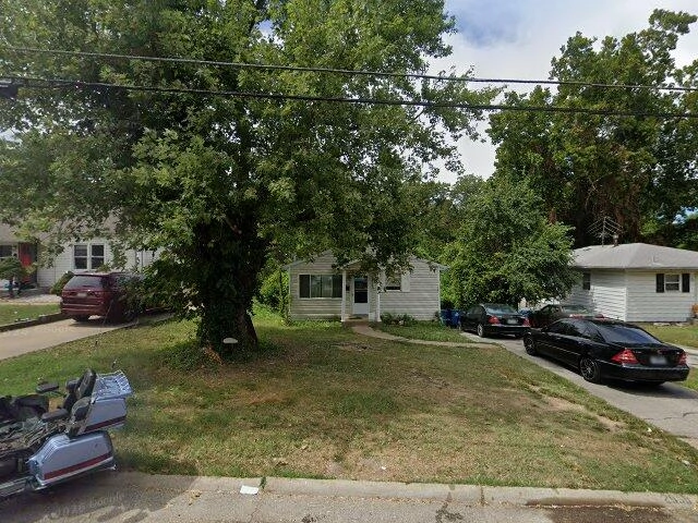 House image located at Saint Louis, MO 63114