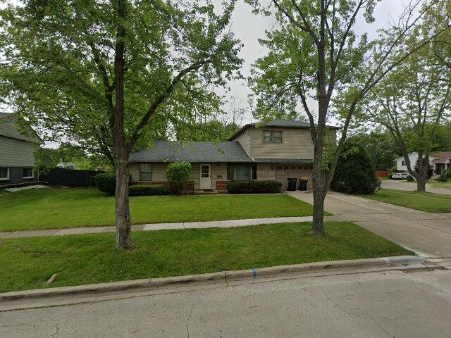 House image located at Streamwood, IL 60107