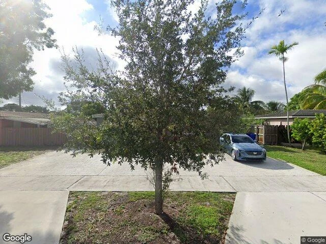 House image located at Hollywood, FL 33023