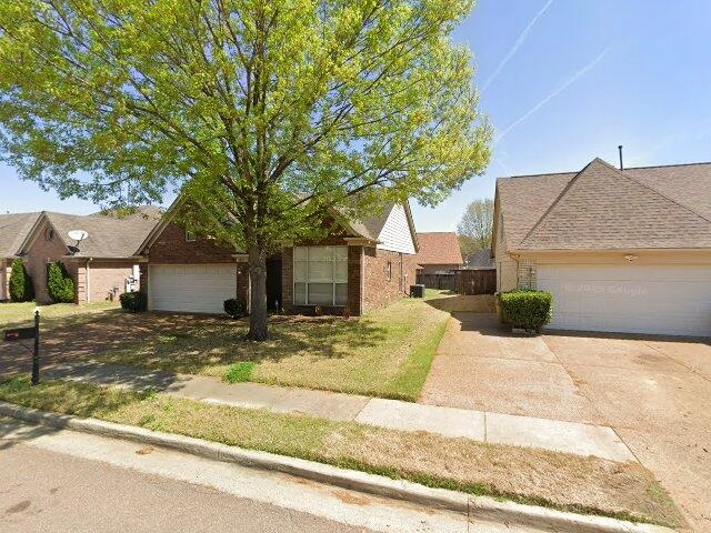 House image located at Memphis, TN 38125