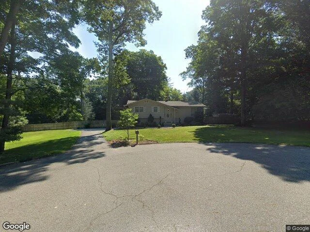 House image located at Saddle River, NJ 07458