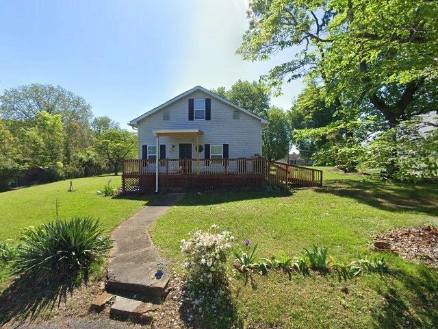 House image located at Harriman, TN 37748