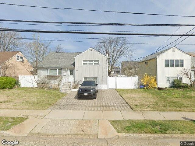 House image located at Freeport, NY 11520