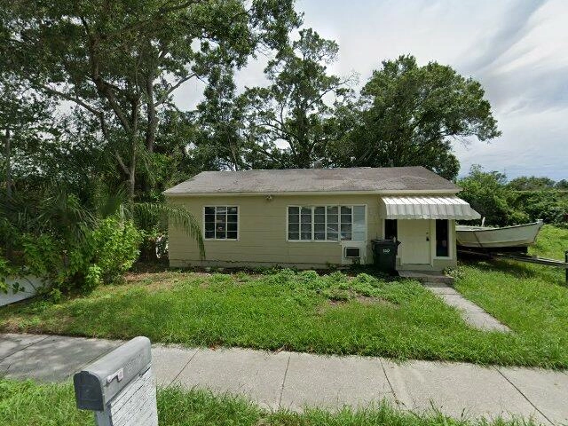 House image located at Saint Petersburg, FL 33714