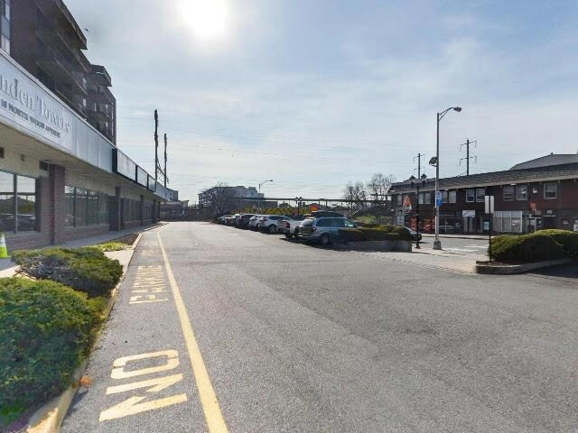 House image located at Linden, NJ 07036