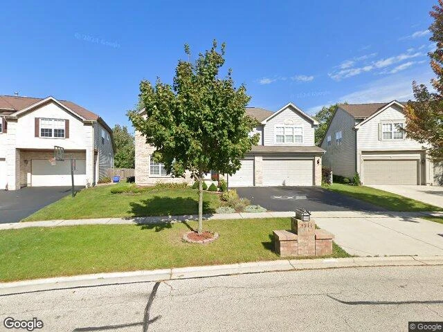 House image located at Carpentersville, IL 60110