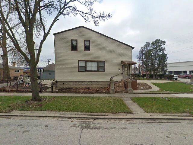 House image located at Bellwood, IL 60104