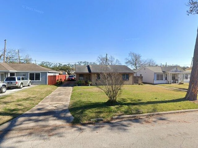 House image located at Houston, TX 77017